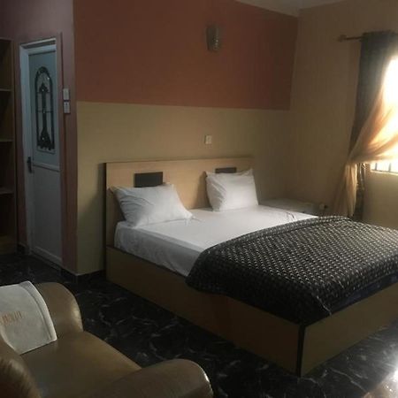 Bucker'S Palace Hotel Sangotedo Ngoại thất bức ảnh